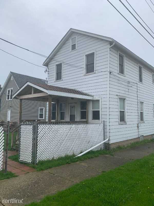 401 E 22nd St - Photo 2 of 13