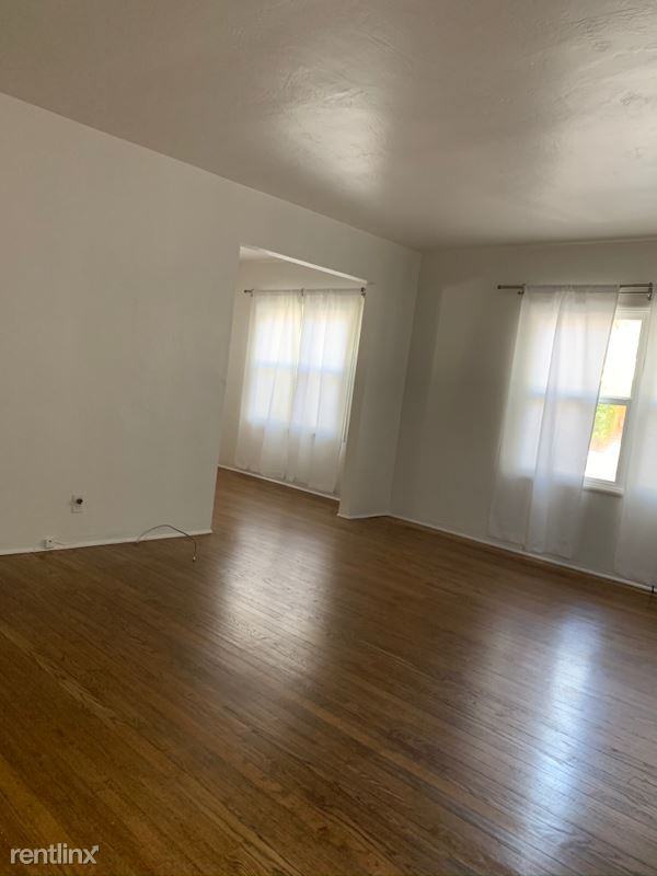 1006 Central Ave - Photo 2 of 16
