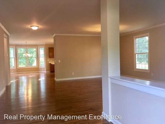 120 Arlen Park Pl - Photo 2 of 33
