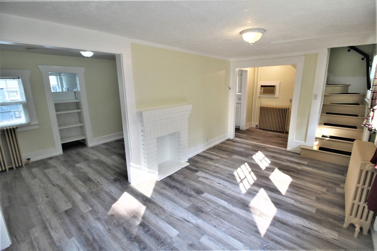 311 E Bannock St - Photo 3 of 11