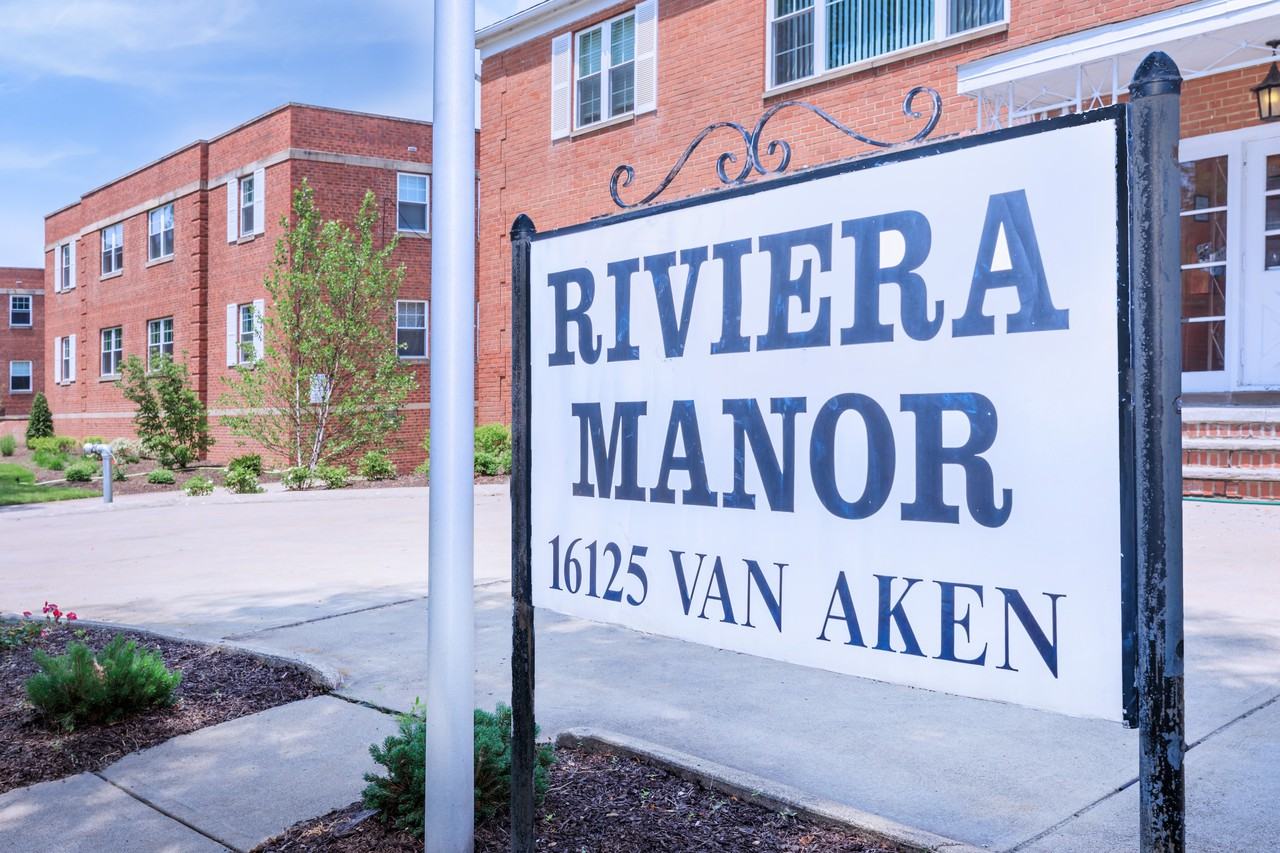 16125 Van Aken Blvd - Photo 2 of 2