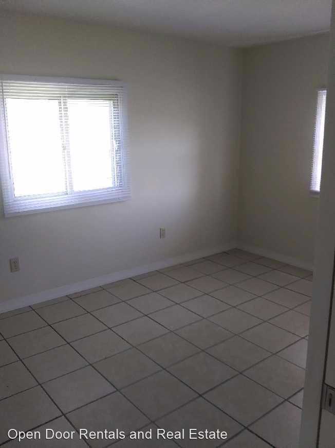 113 113 W 1050 N Waldron Lake - Photo 3 of 14