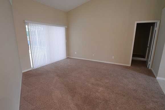 2418 Cedarcrest Pl - Photo 2 of 8