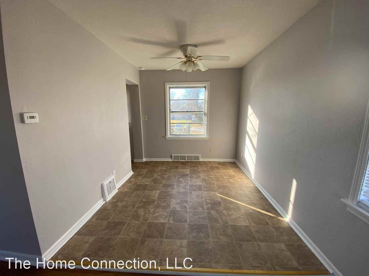 700 S Leonard - Photo 3 of 16