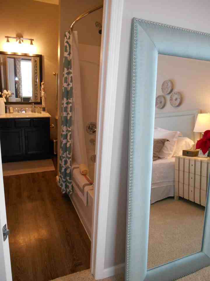 4540 Desantis Ct - Photo 3 of 6