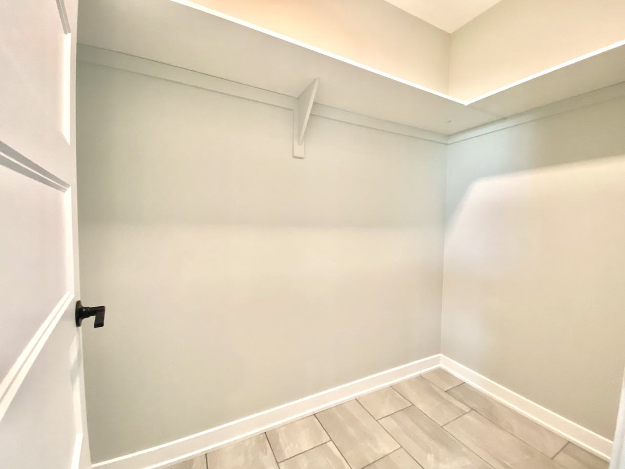 63 Adam St Unit B - Photo 3 of 12