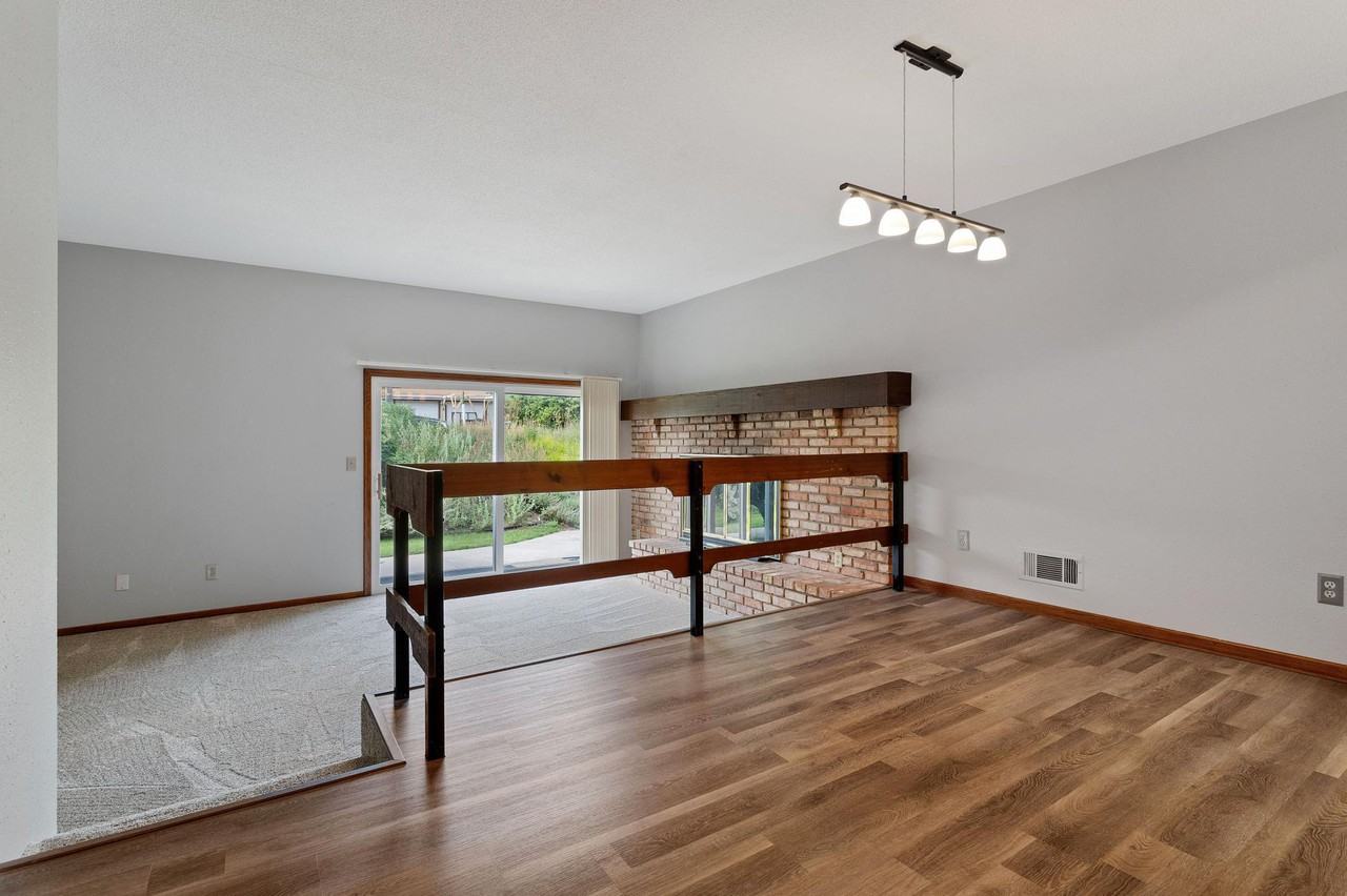 7333 W Franklin Ave - Photo 2 of 24