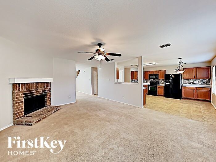 716 Wrigley Dr - Photo 2 of 18