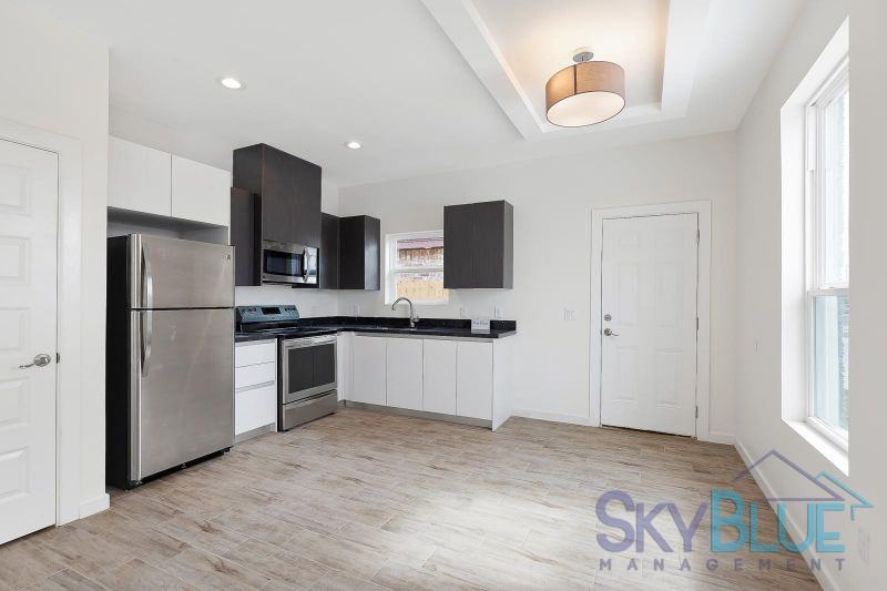 3608 Paola St. Apt. 1 - Photo 3 of 8