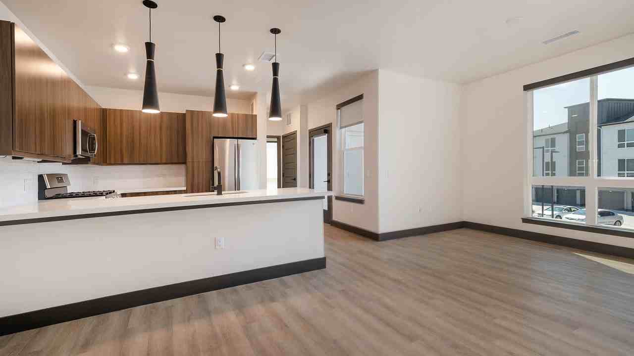 Circa Fitzsimons - Photo 6 of 45