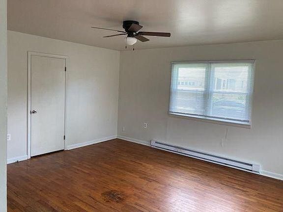 5651 Gates St - Photo 3 of 8