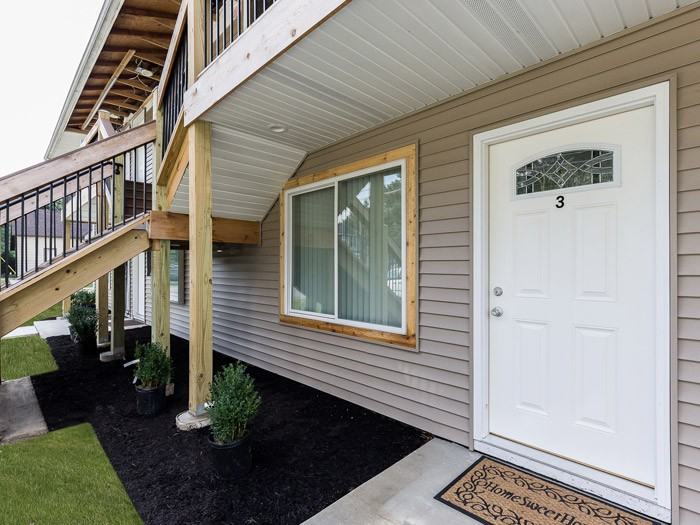 1012 Pries Street #7