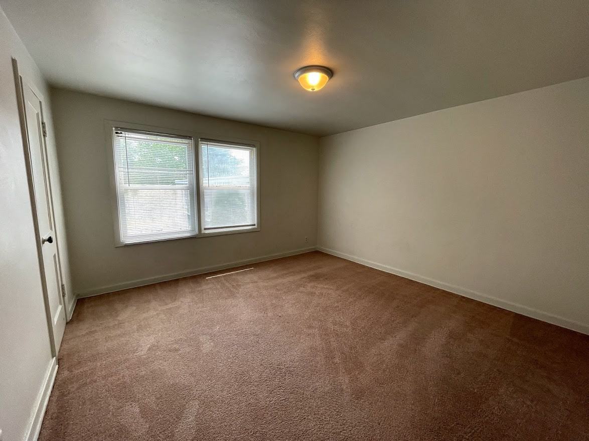 219 Madison St #1 - Photo 4 of 7
