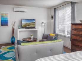 3833 S Bond Ave - Photo 1 of 1