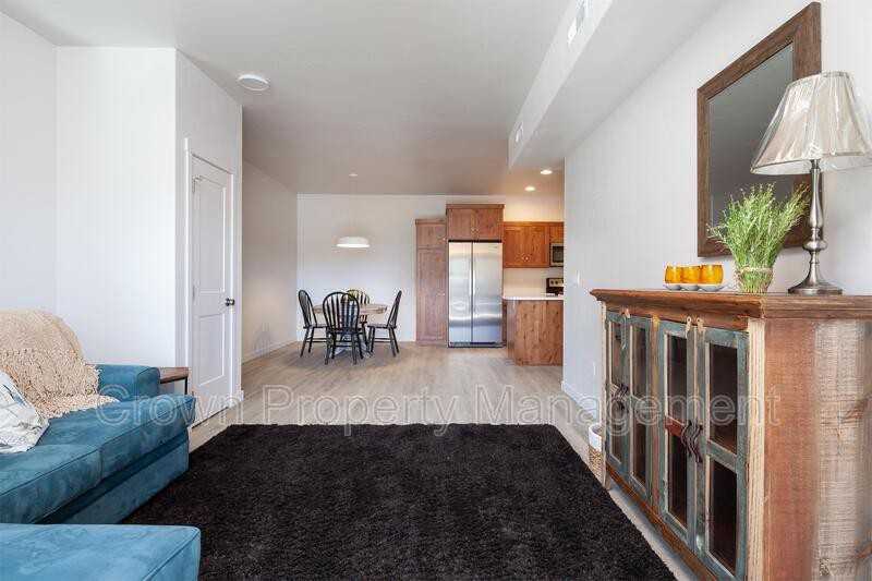 206 Sawyer Ln - Photo 6 of 29