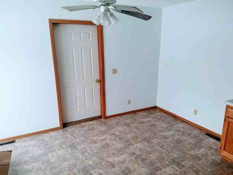 1116 Sunset Ave - Photo 3 of 23