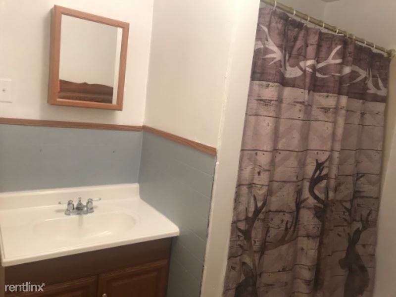 983 Laura Mae Dr - Photo 3 of 8