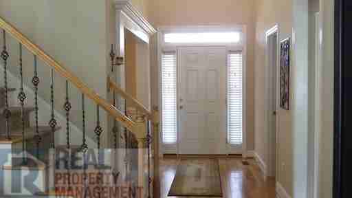 8320 Dorwood Dr - Photo 2 of 15