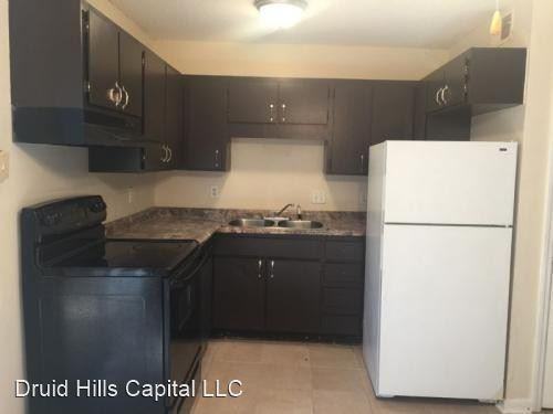 3815 Parklane Dr - Photo 2 of 11