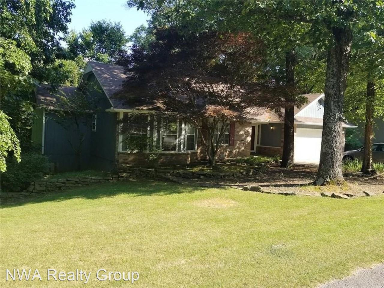 13765 Apple Ln - Photo 2 of 19