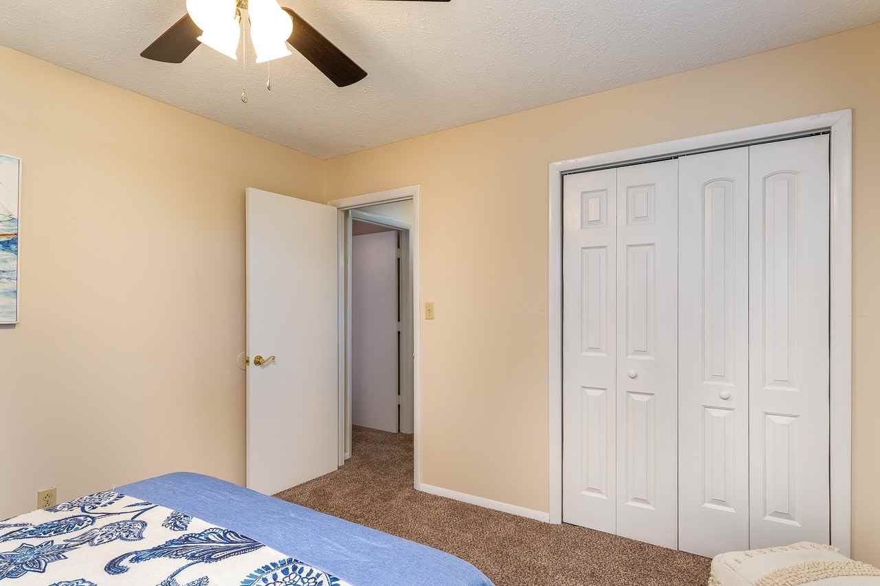 1500 Seminole Dr - Photo 2 of 18