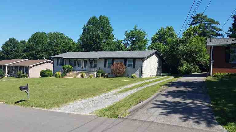 7414 Harrow Dr - Photo 2 of 25