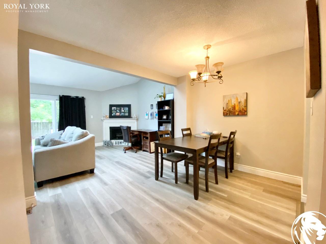 27 Conestoga Rd - Photo 2 of 25