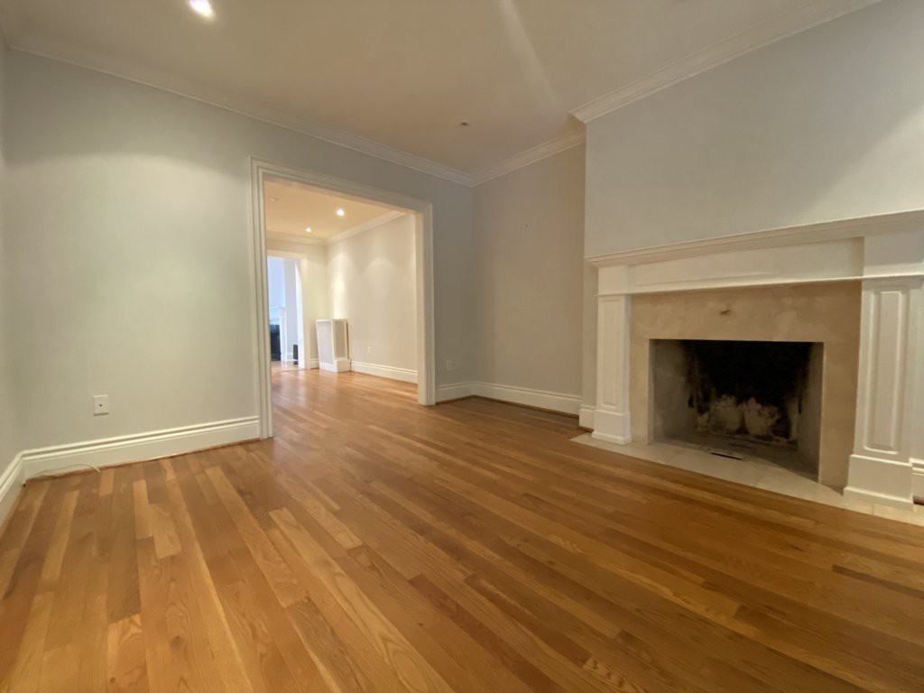 305 St Clements Ave - Photo 3 of 50