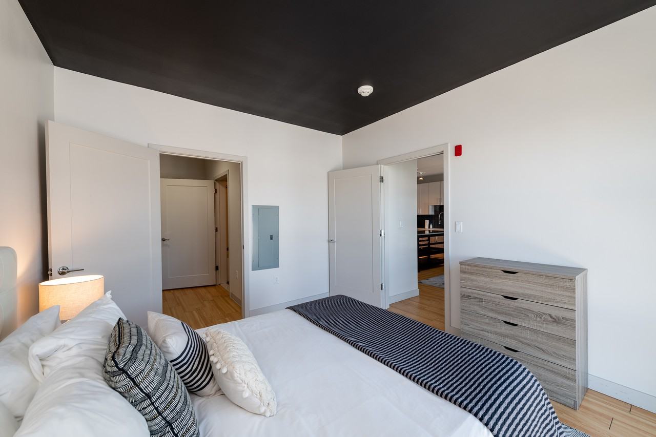 West Square Apartments - Photo 6 of 50