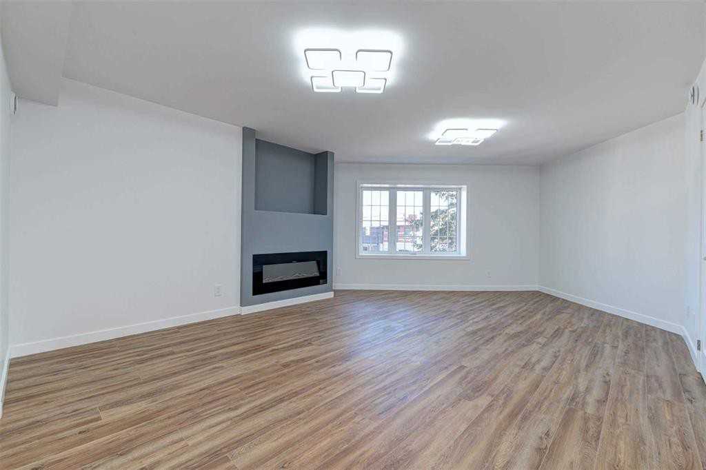 400 Jane Street #1 - Photo 2 of 15