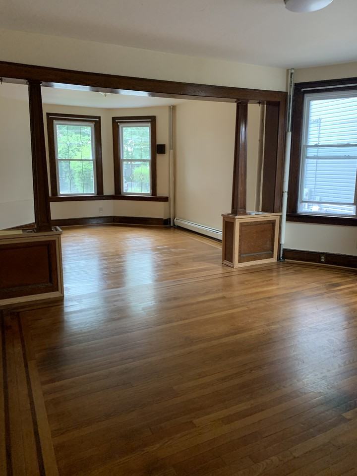 18 Williamson Avenue - Photo 3 of 7