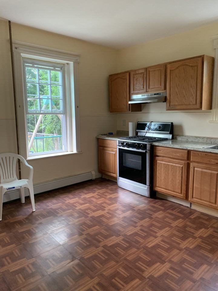 18 Williamson Avenue - Photo 2 of 7