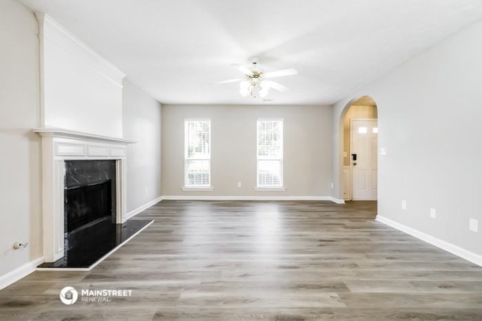 3711 Plantation Mill Dr - Photo 2 of 17