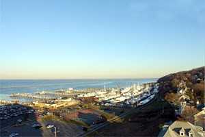 Harbor View Towers - Photo 2 of 18