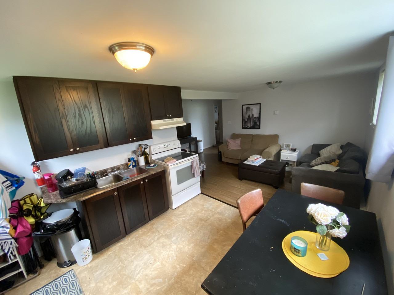 3 Howlett Avenue - Apt - Photo 3 of 9