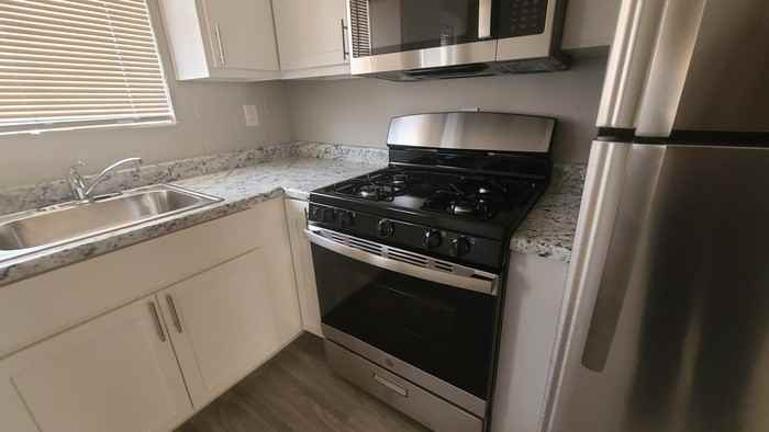 215 5th Ave E #227 - Photo 3 of 18