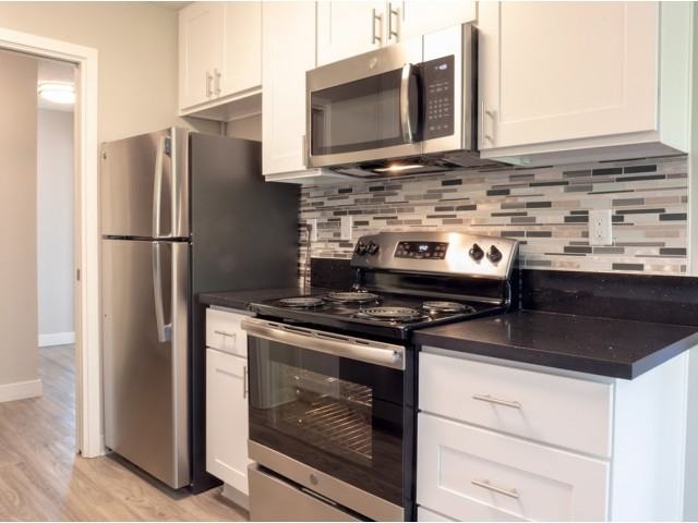 El Portal Apartments - Photo 6 of 49