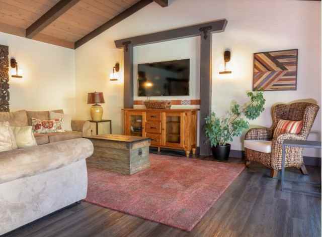 El Portal Apartments - Photo 7 of 49