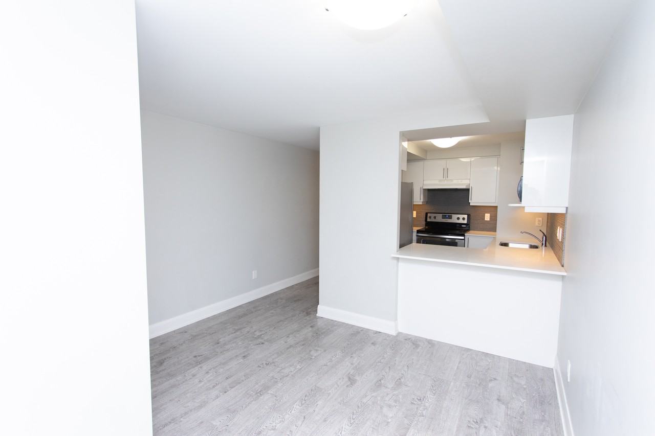 686 Bathurst Street - Photo 5