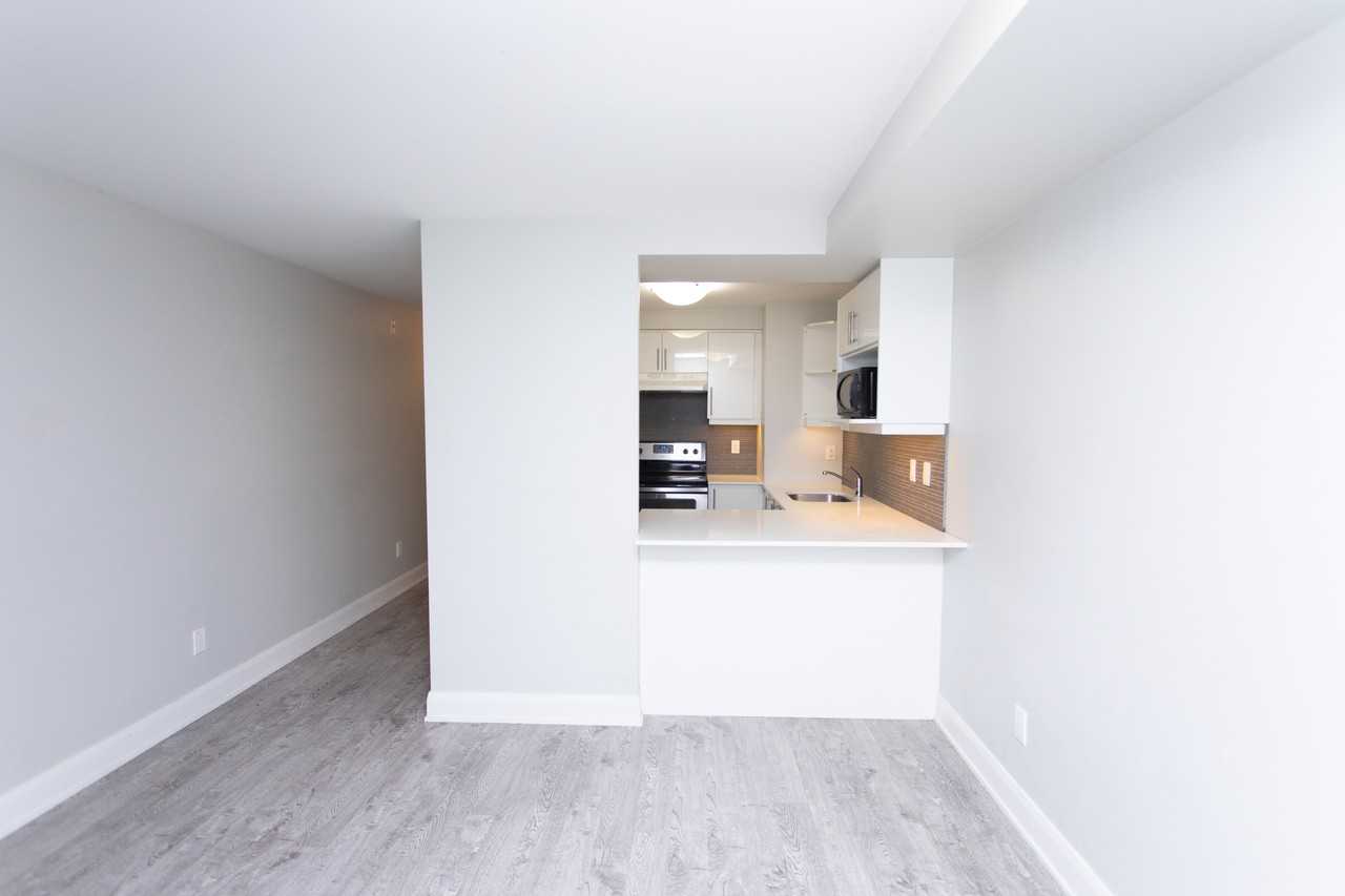 686 Bathurst Street - Photo 6