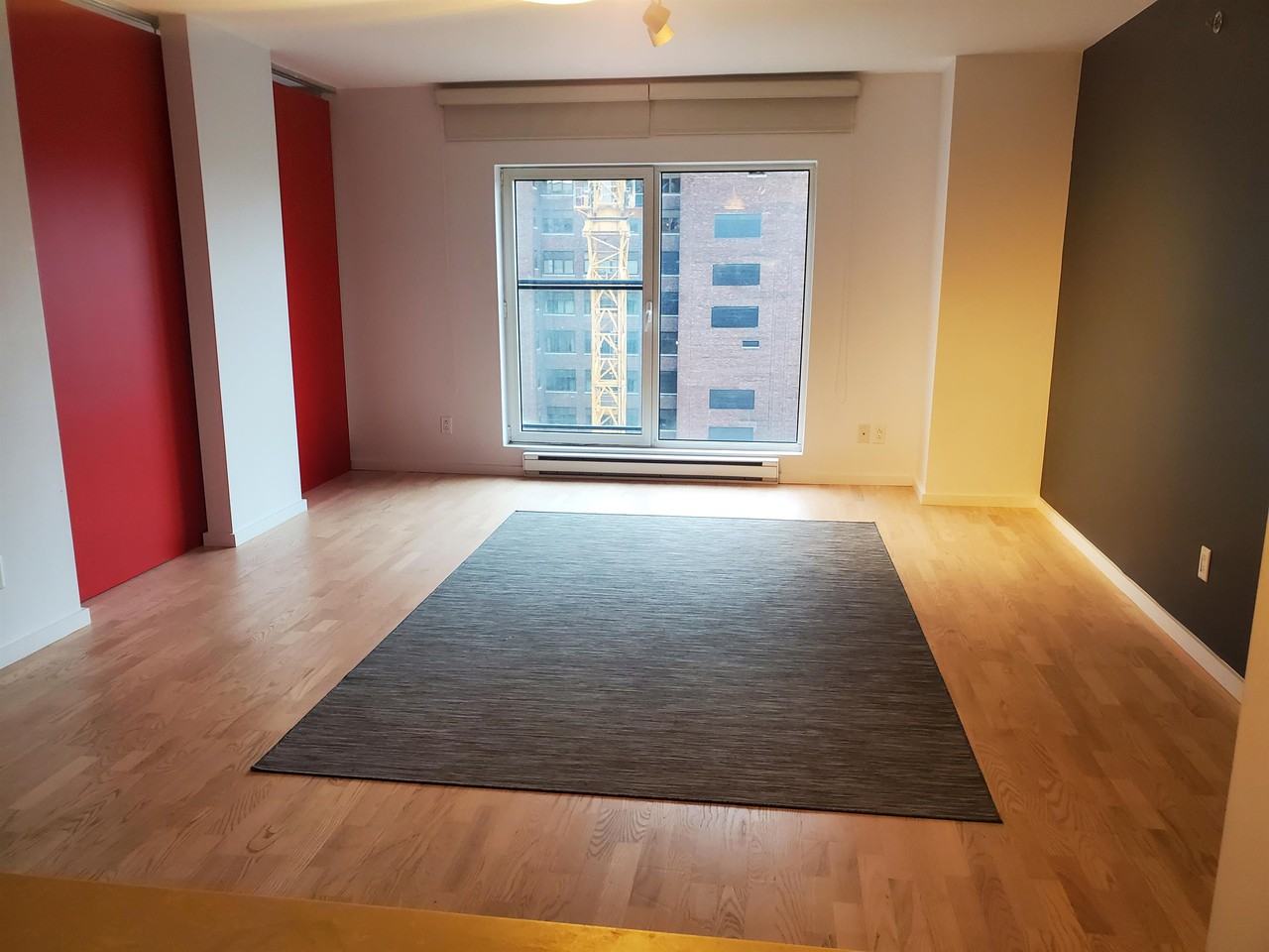 350 Boul De Maisonneuve O #1 - Photo 5 of 19