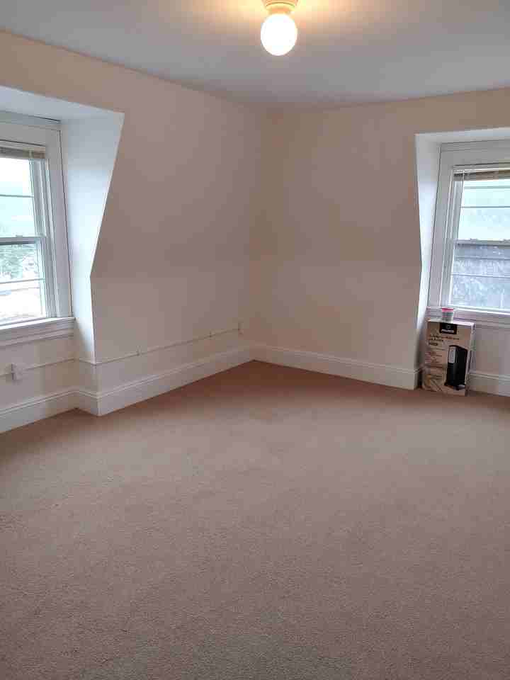 321 Main Street #5 - Photo 3 of 7