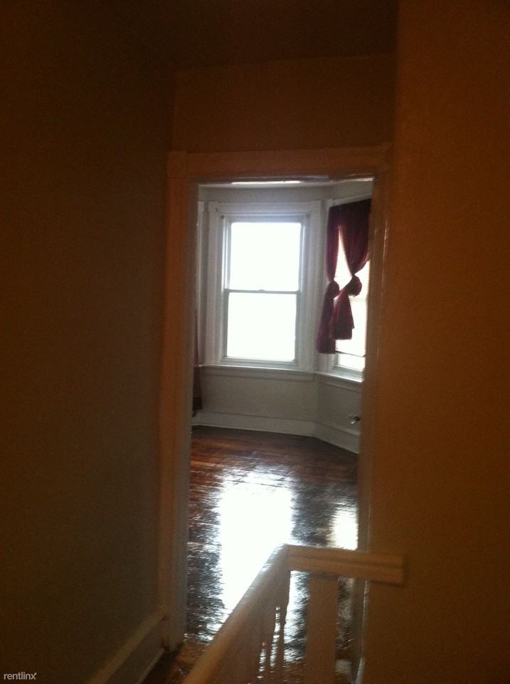 213 S 58th St - Photo 3 of 13