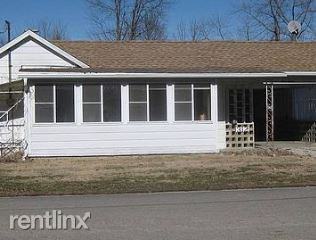 311 311 E Oil St A - Photo 2 of 16