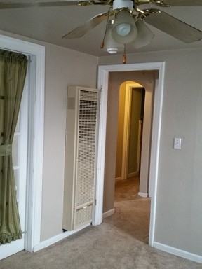 516 10th St - Photo 3 of 8