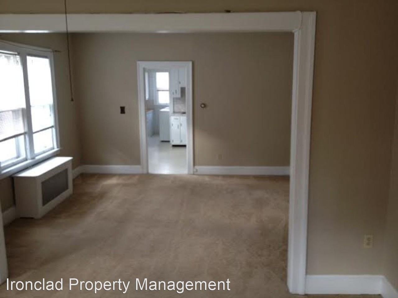 140 Grand Street - Photo 3 of 10