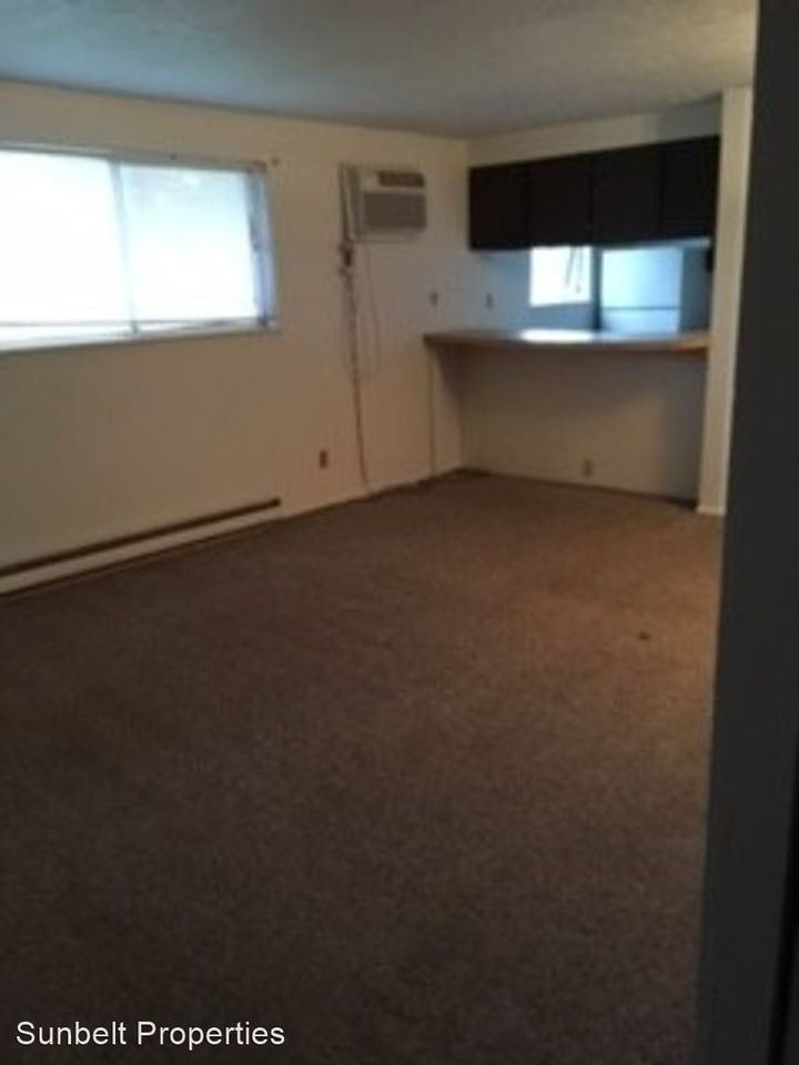 1414 Clinton Street - Photo 2 of 7