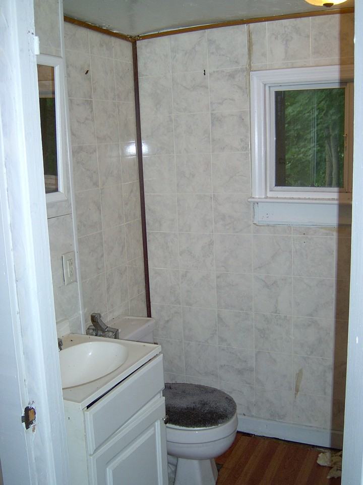 1009 E 1st St - Photo 3 of 9