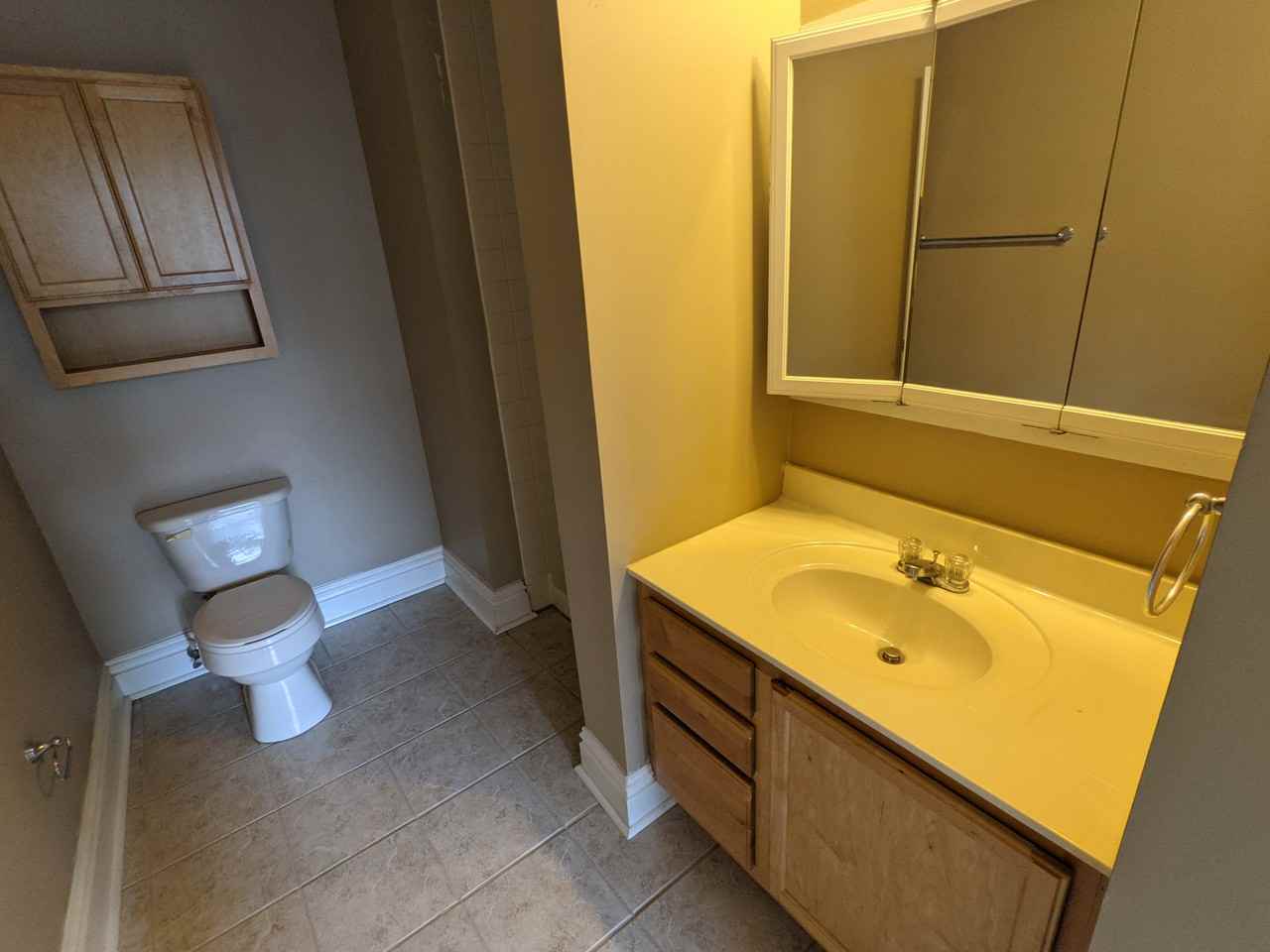 1920 Geyer Ave - Photo 3 of 8