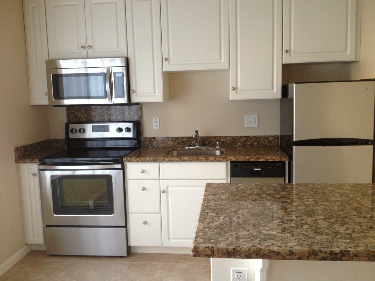 8 Donegal Ct - Photo 2 of 27